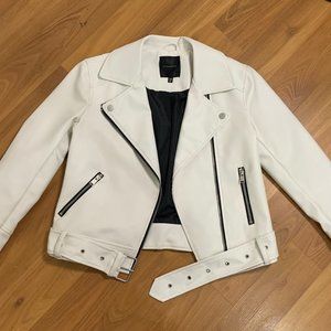 DYNAMITE WHITE FAUX LEATHER BIKER JACKET